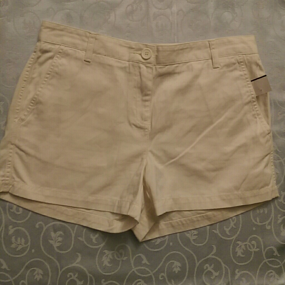 Joe fresh New with tags white shorts size 8